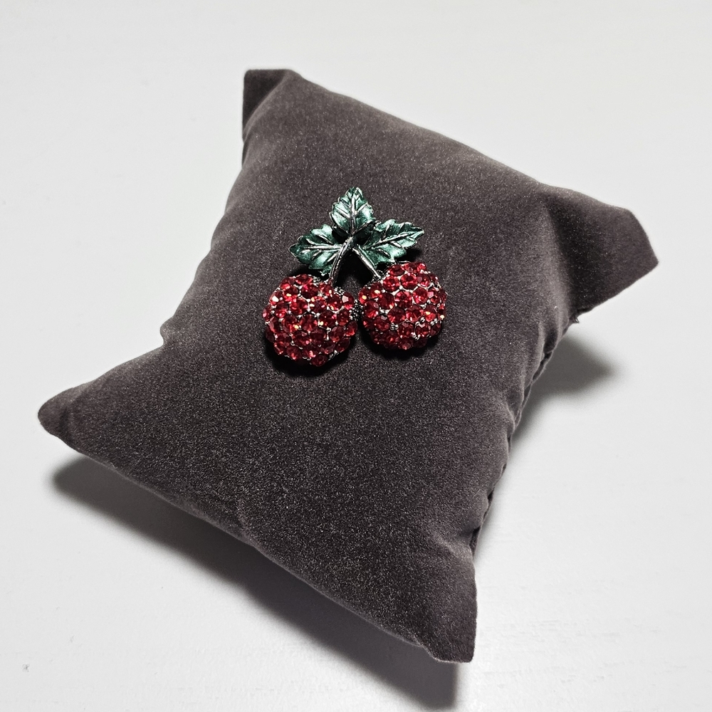Red Rhinestone Pavé Cherry Pin 🍒 - Picture 3 of 3